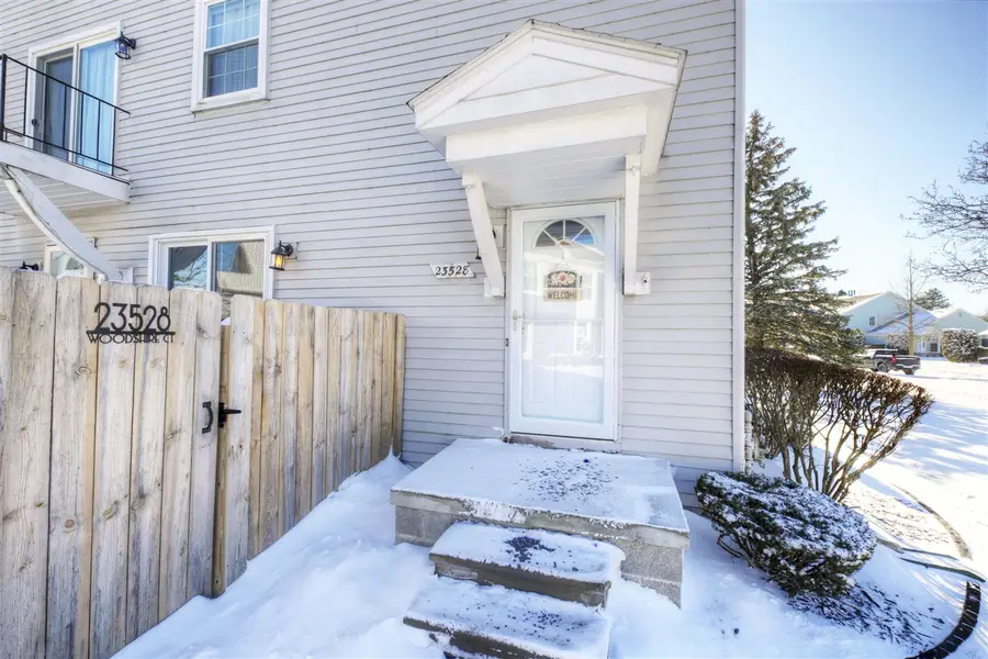 23528 Woodshire, Novi, MI 48375 - Image #3