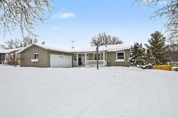 6881 Bonnie, Grand Rapids, MI 49508
