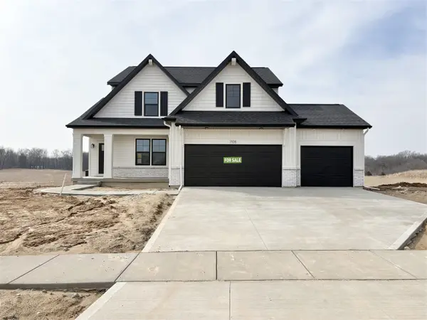 7105 Kettle Dale, Alto, MI 49302