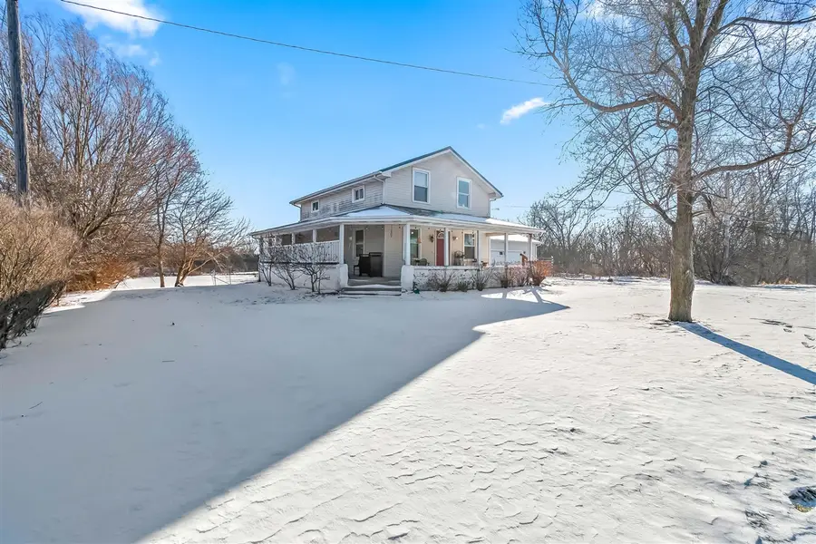 437 Mckenzie, Hudson, MI 49247 - Image #2