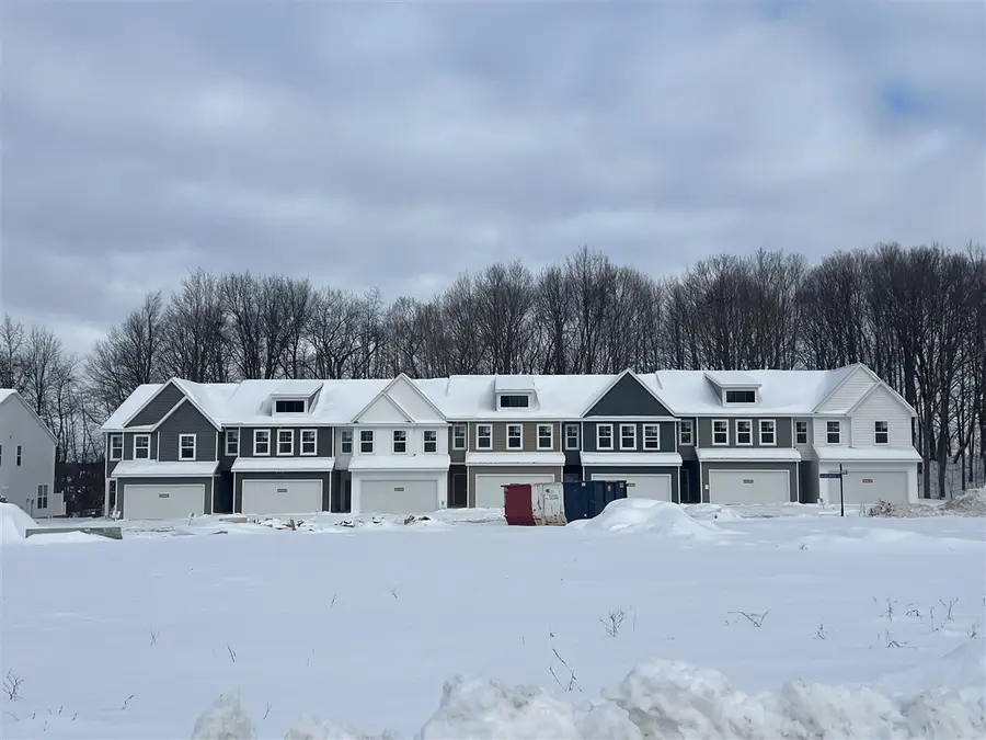 3333 Kings River #43, Wyoming, MI 49418 - Image #2