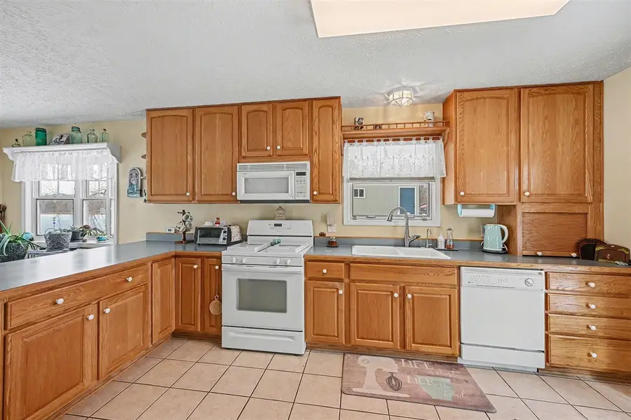 5201 12 1/2 Mile, Burlington, MI 49029 - #2