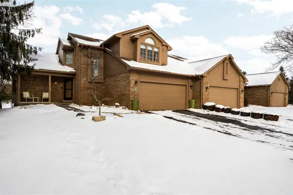 1261 Laurel View, Ann Arbor, MI 48105