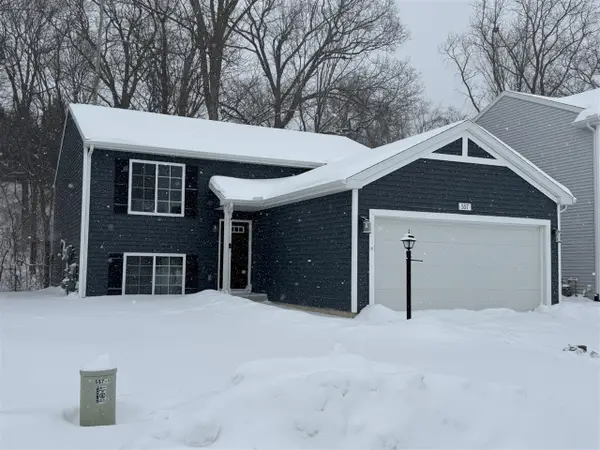 557 N Cygnet Lake, Benton Harbor, MI 49022