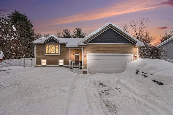 566 S Dangl, Muskegon, MI 49442