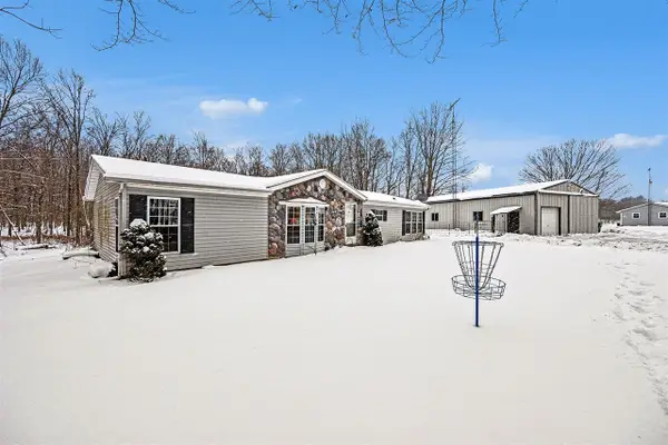 12251 Flowerfield, Marcellus, MI 49067