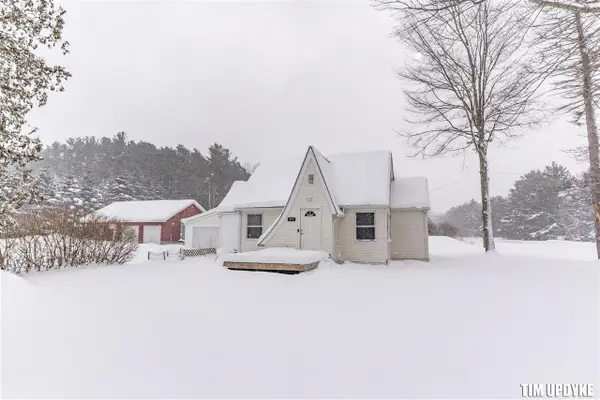 577 W Bard, Muskegon, MI 49445