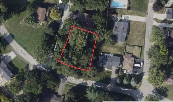 900 Polvadera, Commerce Twp, MI 48382