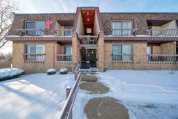 710 Lakeshire #201E, Adrian, MI 49221