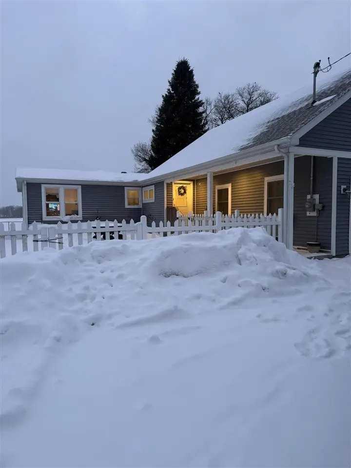 11178 E Shore, Delton, MI 49046 - #3