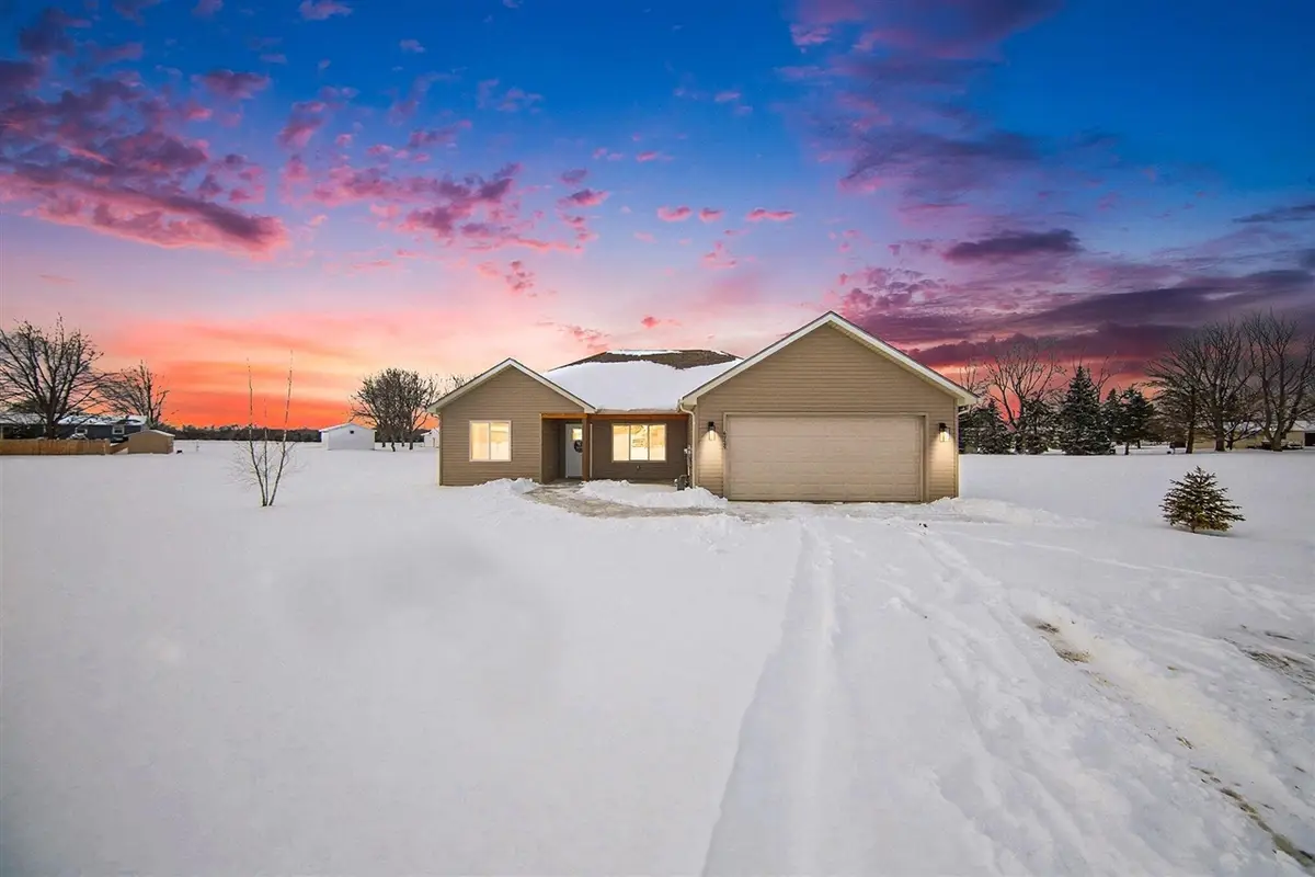 4729 Basin St, Adrian, MI 49221 - #1