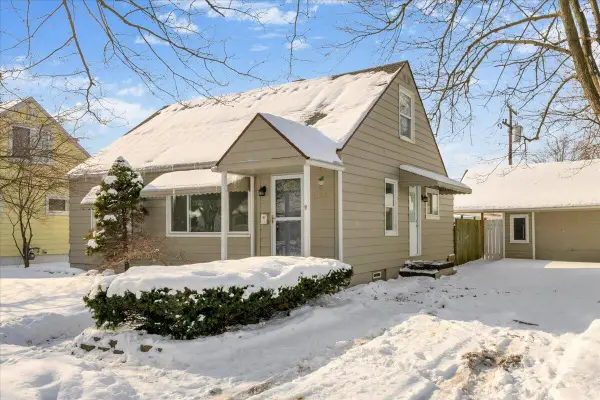 1330 Minnesota, Marysville, MI 48040