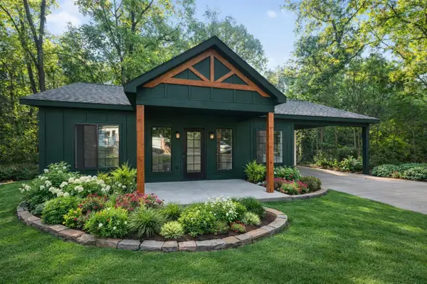 1010 Concord, Lawton, MI 49065