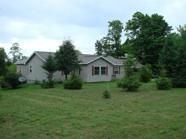21652 Ridge, Update, MI 49839