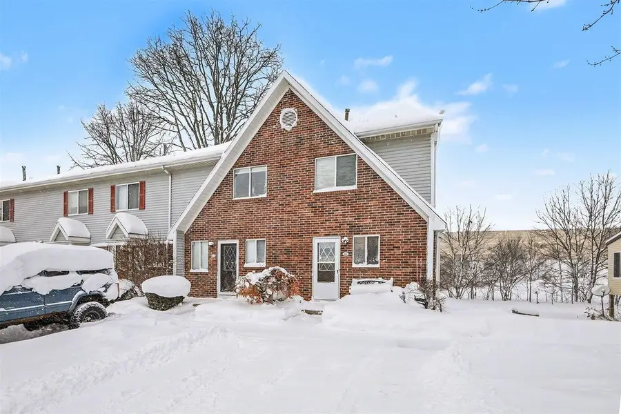 82 Carriage, Grand Rapids, MI 49548 - Image #2