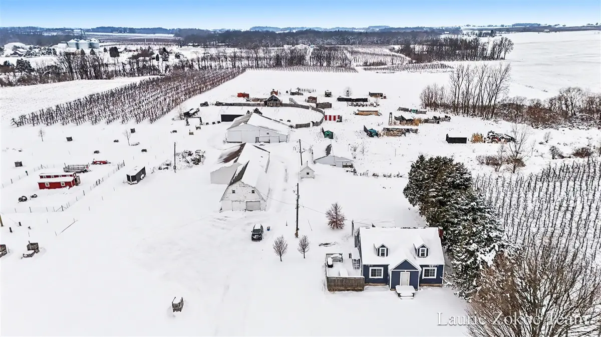 7737 Fruit Ridge, Sparta, MI 49345 - #1