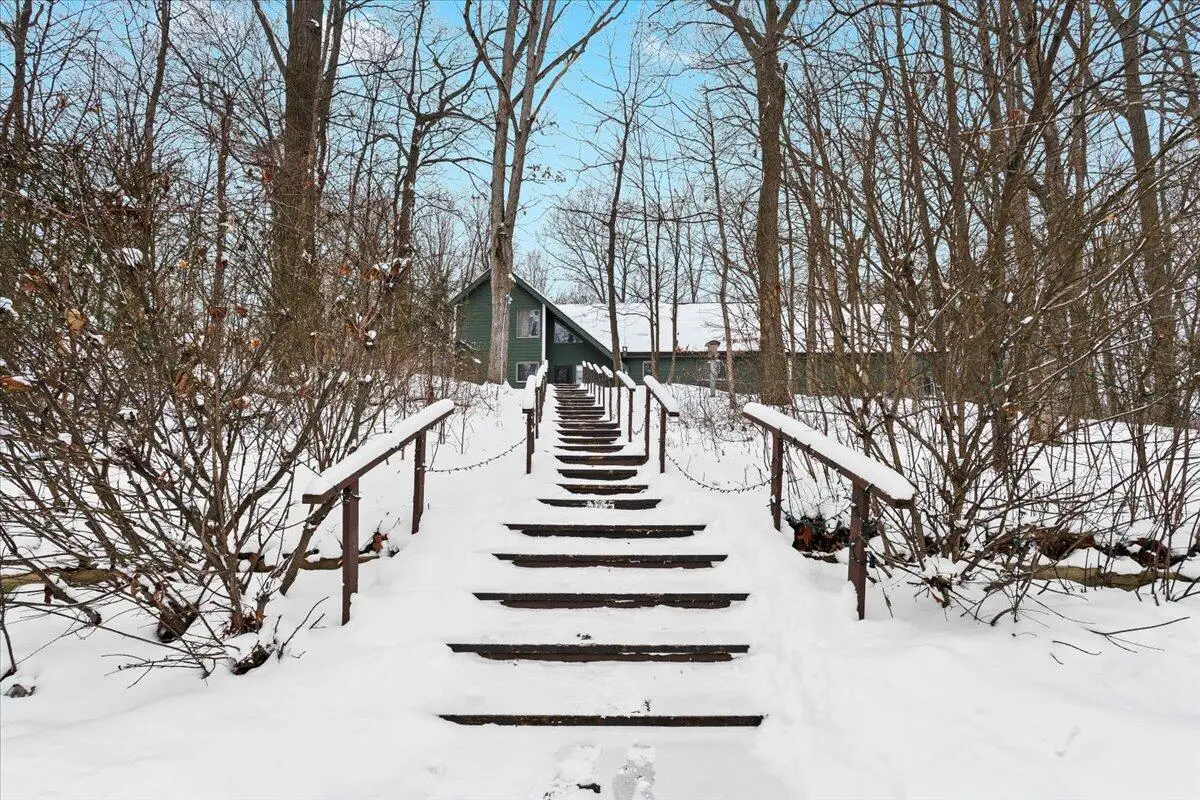 6055 Shaftsburg, Williamston, MI 48895 - #1