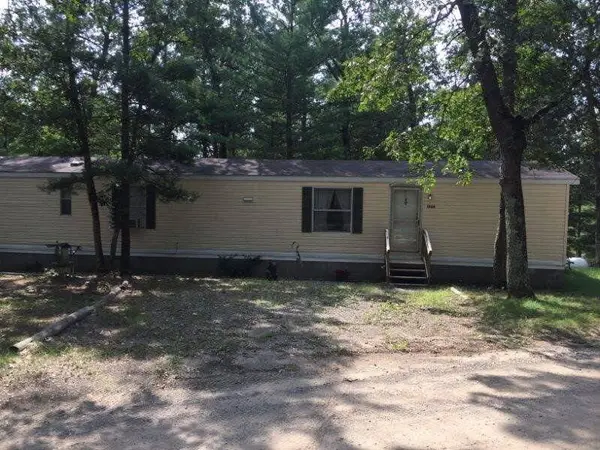 1924 E Brill, White Cloud, MI 49349