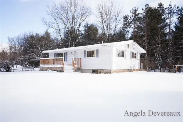 6040 N Hillman, Six Lakes, MI 48886