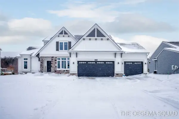 13711 Harrington, Holland, MI 49424