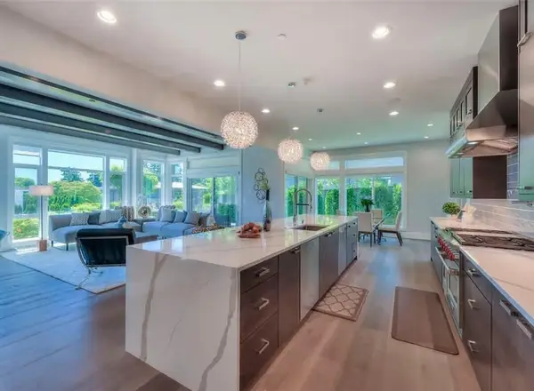 5902 Cherry Hill, Ann Arbor, MI 48105