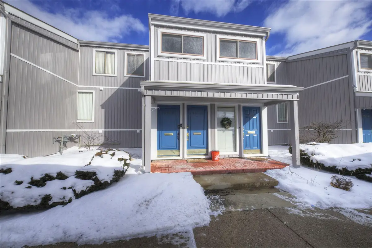 9573 Harbour Cove, Ypsilanti, MI 48197 - #1