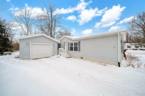 809 Missouri River, Adrian, MI 49221