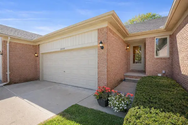 26430 Sanajo #20, Chesterfield, MI 48051