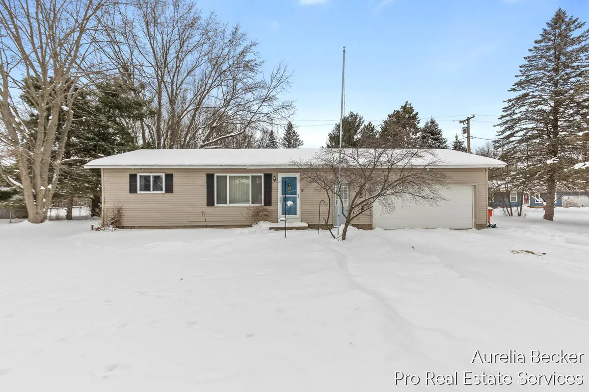 225 11 Mile, Sparta, MI 49345 - #1