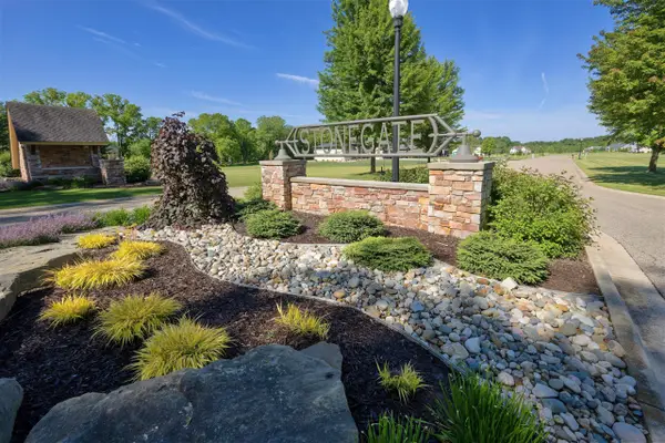 124 Stonegate, Battle Creek, MI 49015