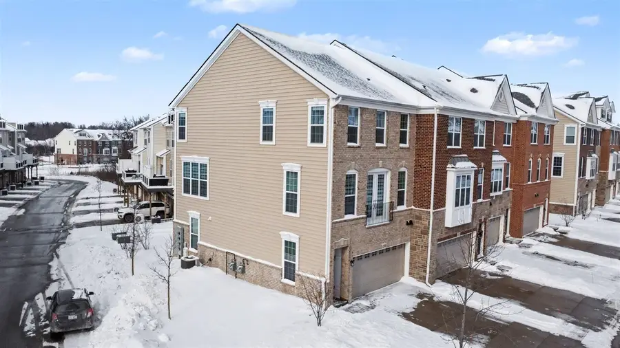 2824 Ridington, Ann Arbor, MI 48105 - #3