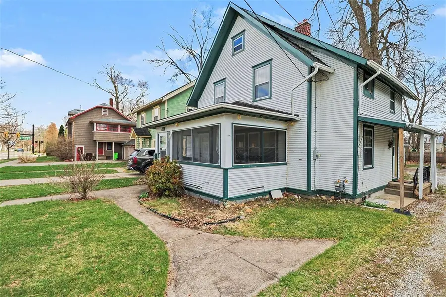 709 Griswold, Jackson, MI 49203 - #2