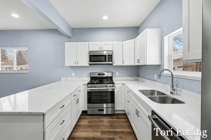 305 W Congress, Greenville, MI 48838 - #2