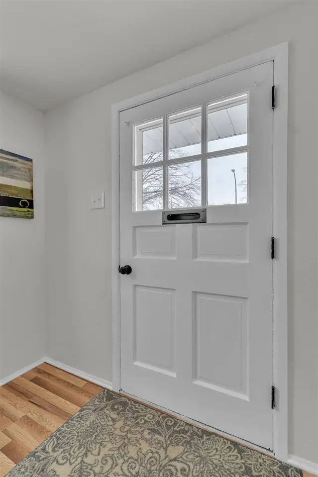 457 Donnalee, Monroe, MI 48162 - Image #2