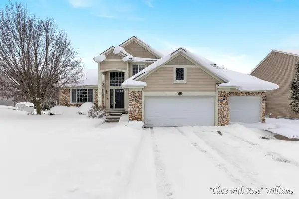 8531 Twin Lakes, Jenison, MI 49428