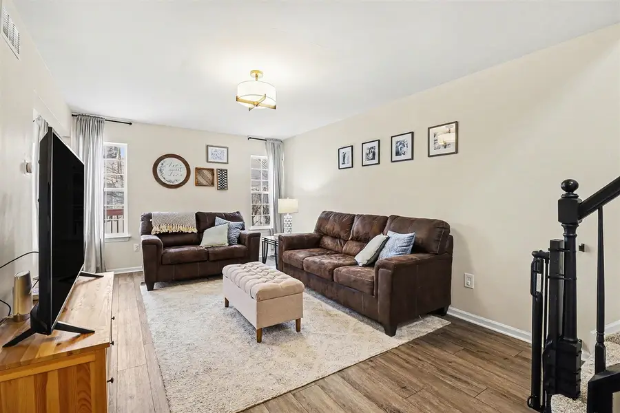 4275 Hunters, Canton, MI 48188 - Image #2