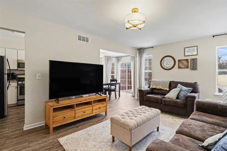 4275 Hunters, Canton, MI 48188 - Image #3