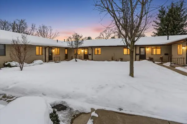 5052 Green Meadow, Kalamazoo, MI 49009