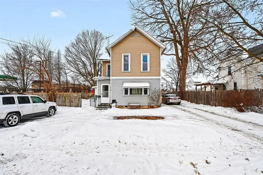 118 N Hudson, Lowell, MI 49331 - #2