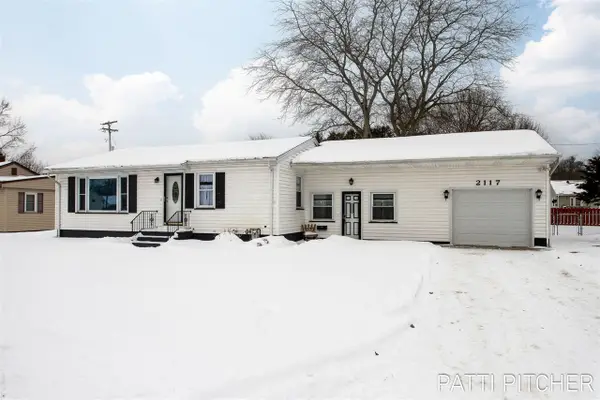 2117 Columbus, Norton Shores, MI 49441