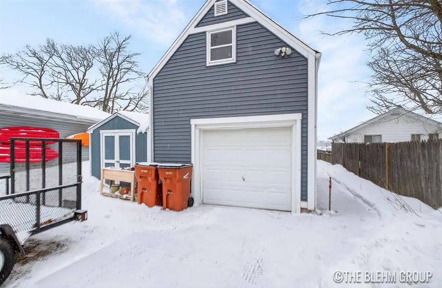 7319 Hessler, Rockford, MI 49341 - #3