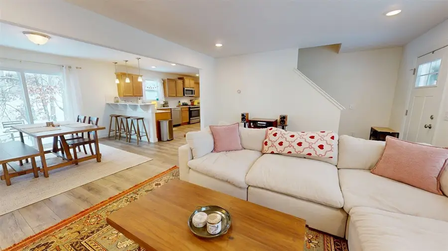 803 Parkwood, Greenville, MI 48838 - #3