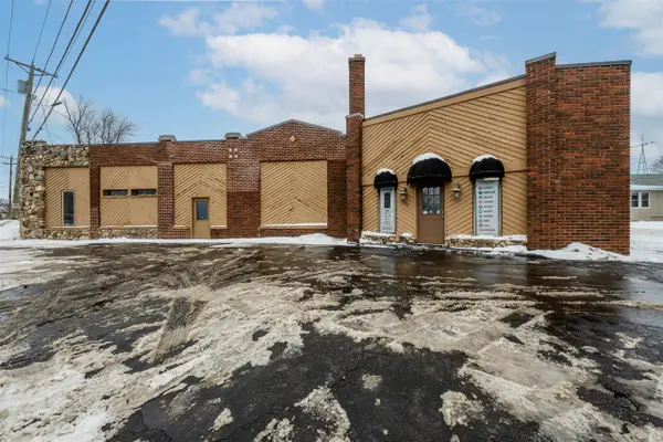 1719 Lakeshore, Saint Joseph, MI 49085