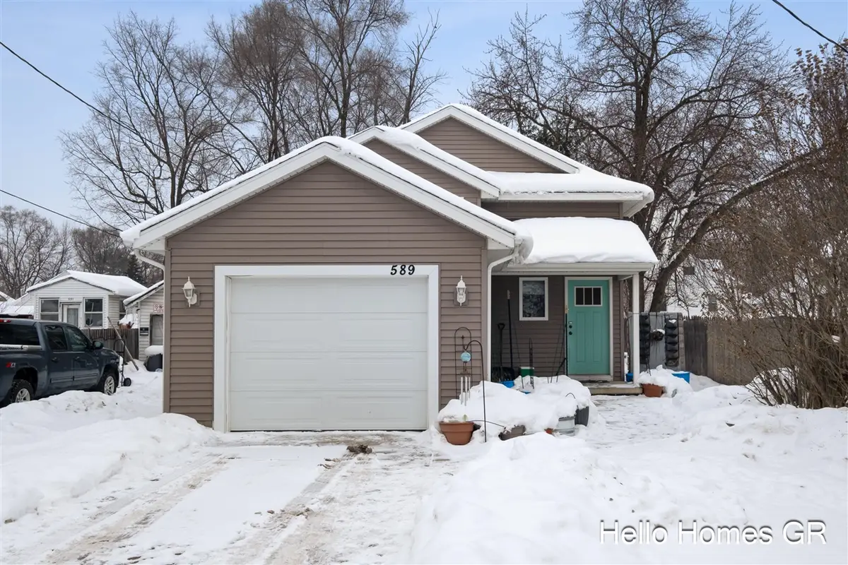 589 34th, Wyoming, MI 49509 - #1