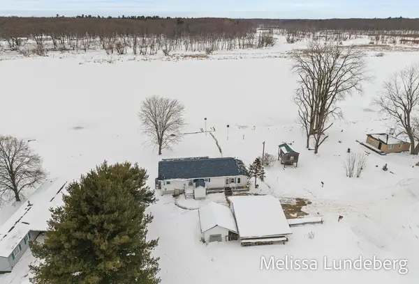 11601 Van Lopik, Grand Haven, MI 49417