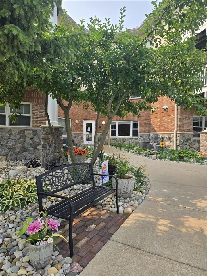 301 N Lake #104, Cadillac, MI 49601 - #1