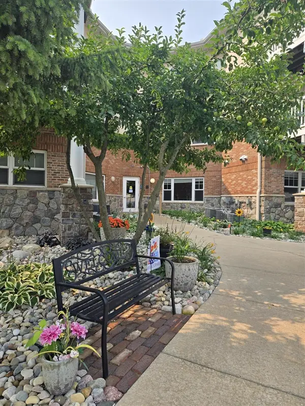 301 N Lake #104, Cadillac, MI 49601