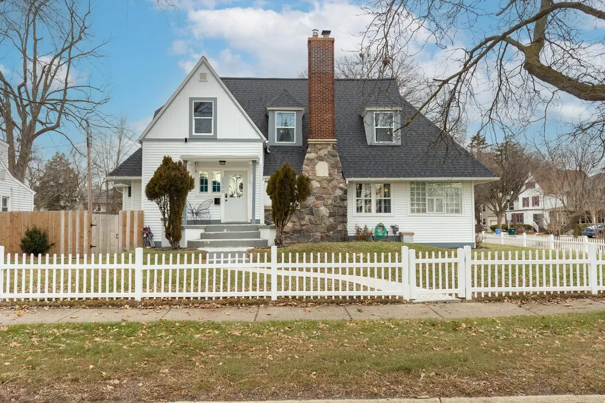 1500 W Saint Joseph, Lansing, MI 48915 - Image #1