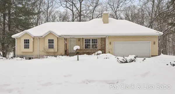 18569 Chinquapin, Spring Lake, MI 49456