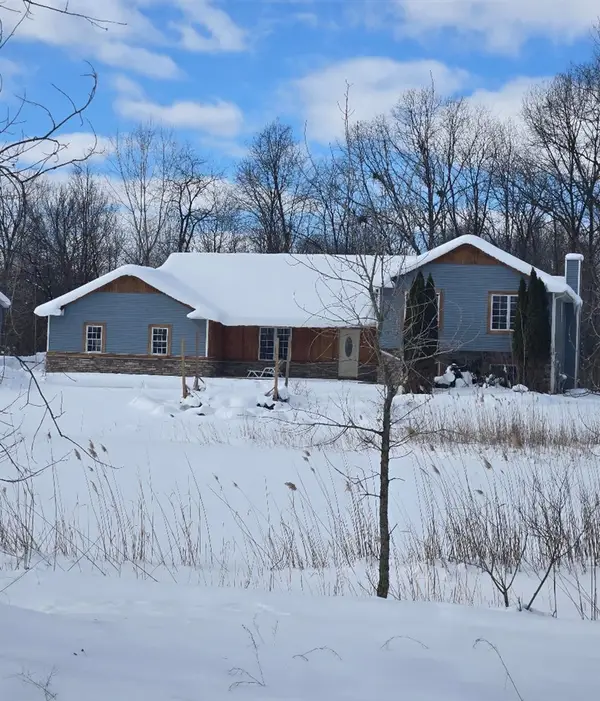 4230 Fenwick, Dorr, MI 49323